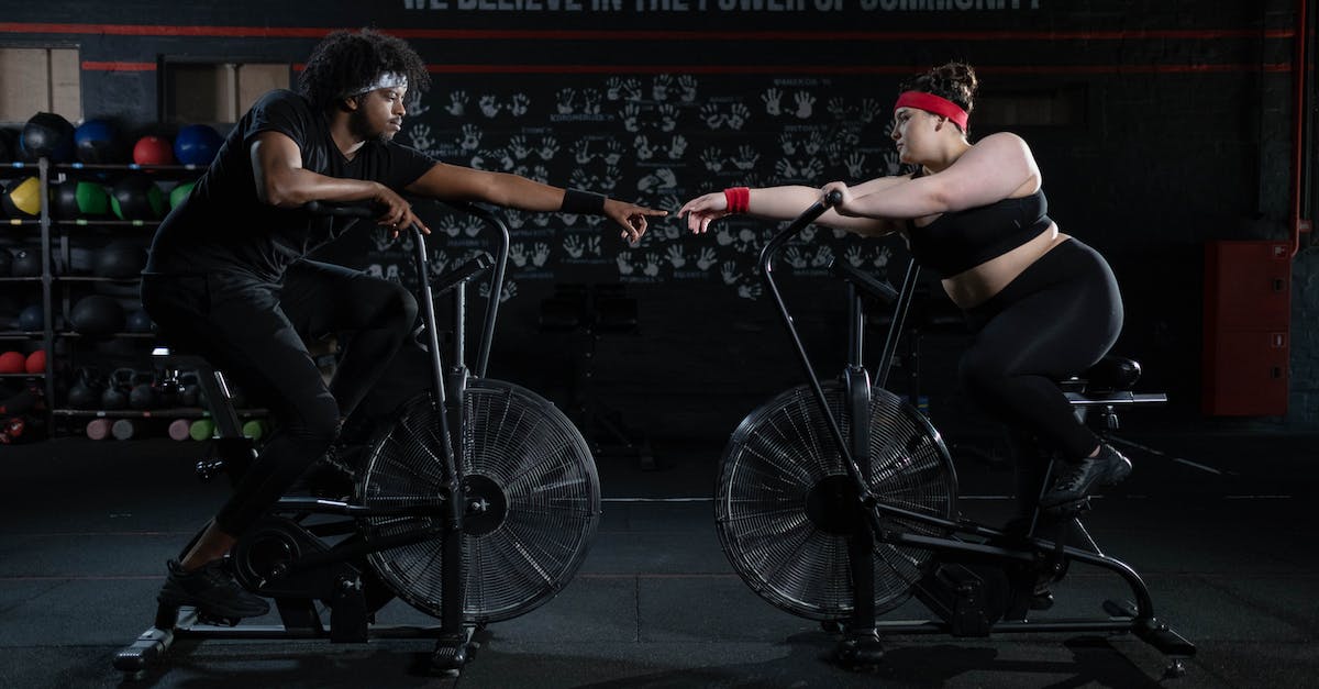Długość treningu na rowerze stacjonarnym a ochrona stawów kolanowych: Jak znaleźć idealny balans?